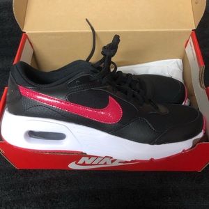 Nike Air Max SC SE Size 7 Youth